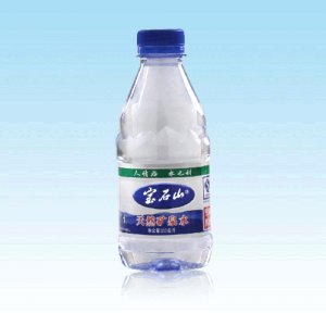 寶石山礦泉水330ml商務(wù)瓶裝