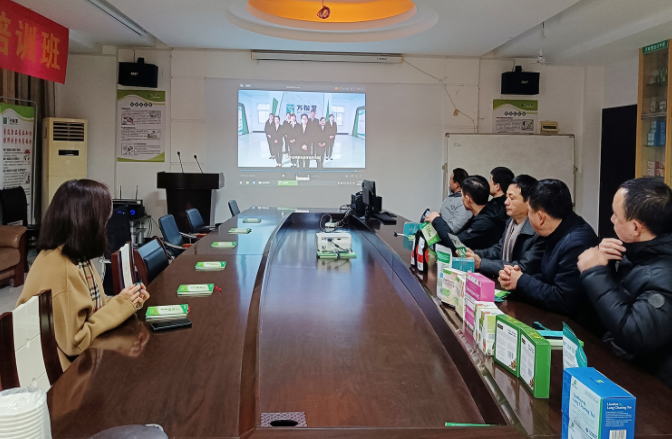 養生茶代加工|北美貿易集團廖總一行來萬松堂參觀考察選品