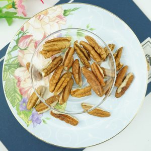 碧根果碎仁老人小孩子零食長壽果堅果炒貨美國山核桃烘焙原料貼牌OEM/ODM